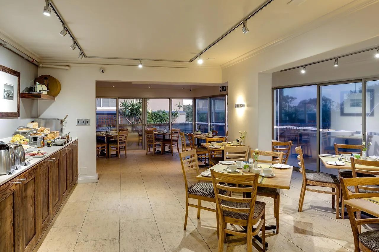 Protea Hotel By Marriott Cape Town Cape Castle 3*,