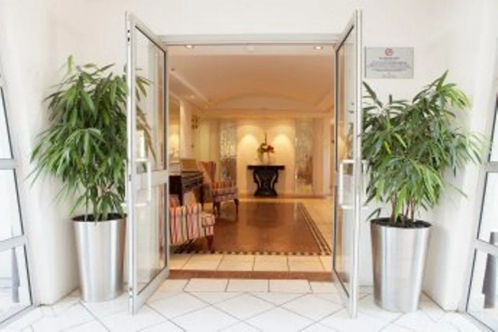 Protea Hotel By Marriott Cape Town Cape Castle 3*,